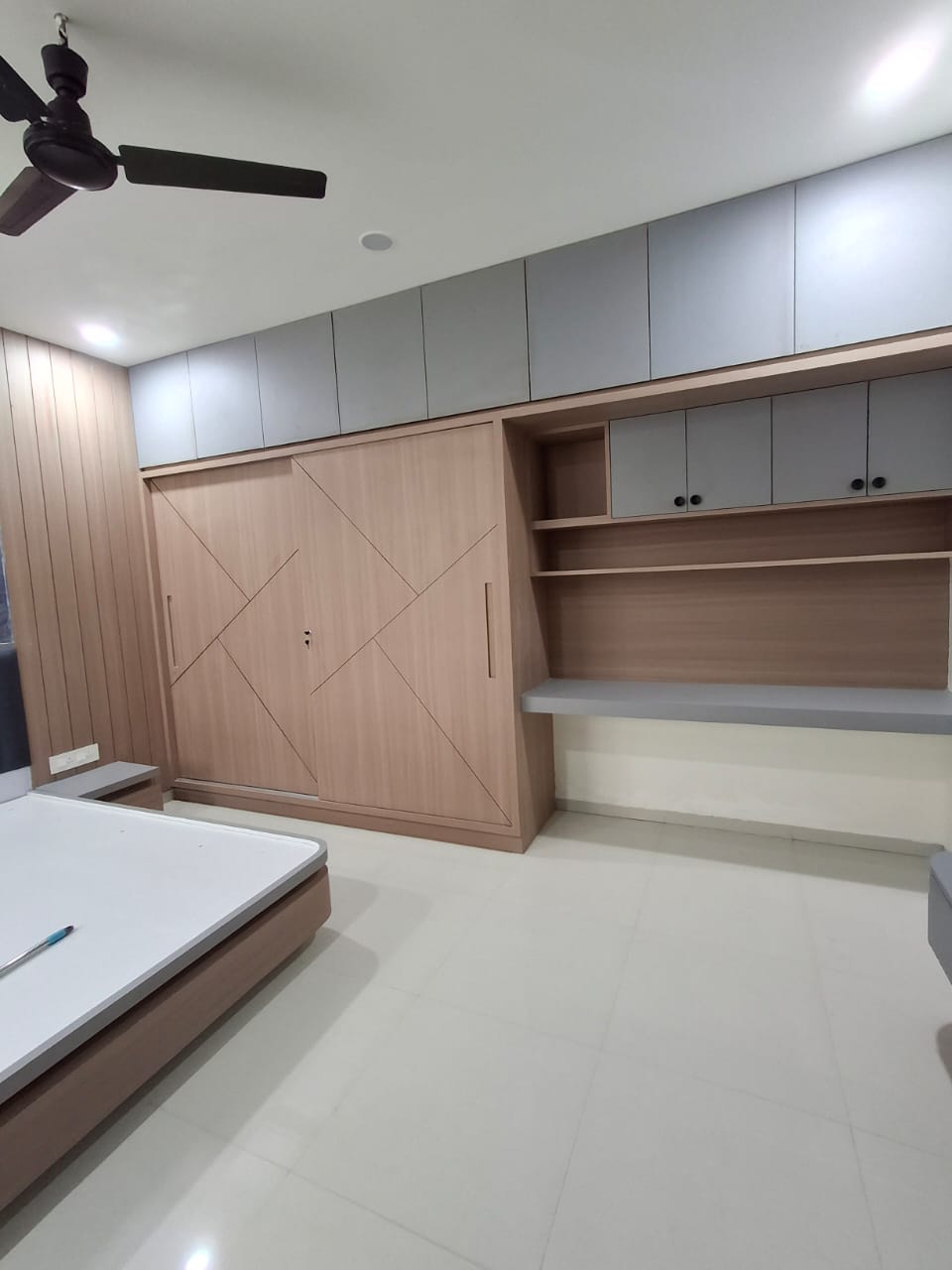 An Bold And Stylish Drower Who Loved more